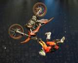 d160423-18541380-100-night_of_the_jumps