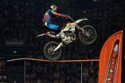 d160423-20301780-100-night_of_the_jumps