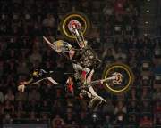 d160423-21162300-100-night_of_the_jumps