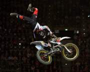 d160423-21172080-100-night_of_the_jumps