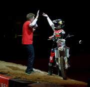 d160423-21194178-100-night_of_the_jumps