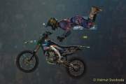 d170422-192744-200-100-night_of_the_jumps