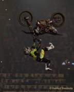 d170422-193859-800-100-night_of_the_jumps d170422-193859-800-100-night_of_the_jumps