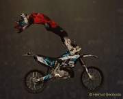 d170422-195407-100-100-night_of_the_jumps d170422-195407-100-100-night_of_the_jumps