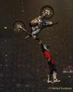 d170422-195430-300-100-night_of_the_jumps d170422-195430-300-100-night_of_the_jumps