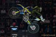 d170422-222413-300-100-night_of_the_jumps