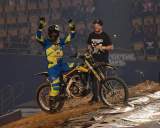 d190426-202307-700-100-night_of_the_jumps