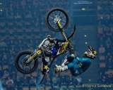 d190426-203119-800-100-night_of_the_jumps