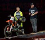 d190426-231002-900-100-night_of_the_jumps