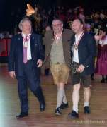 d200124-232033-730-100-oide_wiesn_buergerball-narrhalla_garde