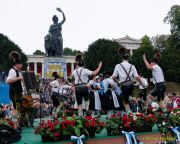 Wiesn Platzkonzert 2025