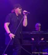 d190702-195903-290-100-tollwood-toto