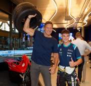 Opening und Global_Launch - Racing Unleashed