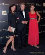 d180914-201357-480-100-pixx_lounge