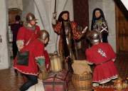 d170716-144643-300-100-warwick_castle