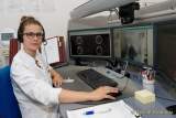 d180507-112622-810-100-schlaganfall-experten_mit_heli_zum_patienten