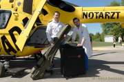 d180507-115806-580-100-schlaganfall-experten_mit_heli_zum_patienten d180507-115806-580-100-schlaganfall-experten_mit_heli_zum_patienten