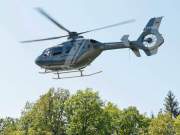 d180507-121338-140-100-schlaganfall-experten_mit_heli_zum_patienten d180507-121338-140-100-schlaganfall-experten_mit_heli_zum_patienten