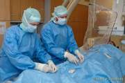 d180507-123349-910-100-schlaganfall-experten_mit_heli_zum_patienten d180507-123349-910-100-schlaganfall-experten_mit_heli_zum_patienten