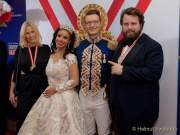 d200201-191359-560-100-soiree_muenchner_leben-begruessung_und_saalfotos