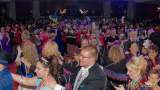 d200202-005338-580-100-soiree_muenchner_leben-fasching_hat_herz