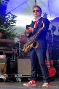 d150725-18335960-100-sommernachtstraum-hermes_house_band