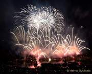 d170729-221103-700-100-sommernachtstraum-feuerwerk