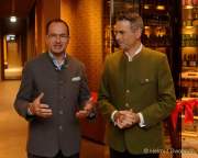 d190919-200735-330-100-steigenberger_hotel-enthuellung_bierkristall