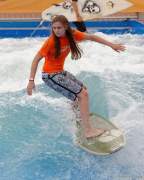 d130810-15042060-r00-surf_and_style