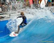 d140810-15070700-100-surf_and_style-em