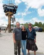 d170616-110428-115-100-tollwood_aufbau_des_eingangskunstwerks