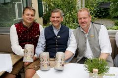 Vorstellung Wiesnwirte-Krug 2024 in der Hirschau