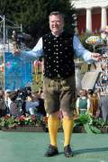 d180930-111205-200-100-wiesn-standkonzert