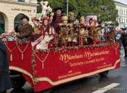 d180923-103411-100-100-wiesn_trachtenumzug