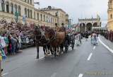 d180923-111405-600-100-wiesn_trachtenumzug