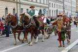 d180923-112548-500-100-wiesn_trachtenumzug