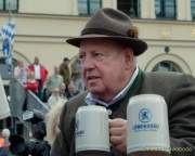 d180923-122846-600-100-wiesn_trachtenumzug