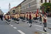 d180923-122912-600-100-wiesn_trachtenumzug