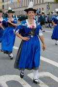 d180923-123246-700-100-wiesn_trachtenumzug