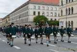 d180923-123436-600-100-wiesn_trachtenumzug