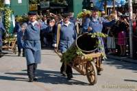 d190921-113156-000-100-wiesn_einzug_wiesnwirte