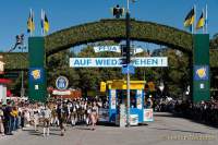 d190921-114422-490-100-wiesn_einzug_wiesnwirte