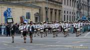 d190922-093711-900-100-wiesn_trachtenumzug