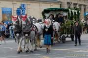 d190922-094325-600-100-wiesn_trachtenumzug