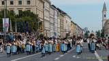 d190922-103148-000-100-wiesn_trachtenumzug