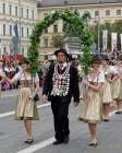 d190922-115047-900-100-wiesn_trachtenumzug