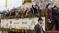Wiesn - Einzug der Wiesnwirte