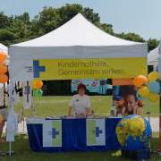 d150606-12424820-100-zusammen_gegen_armut