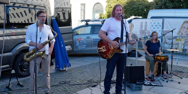 Roland Hefter - Sommer in der Stadt - Wittelsbacherplatz