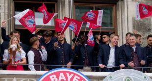 FC Bayern feiert seine 35. Deutsche Meisterschaft auf dem Marienplatz